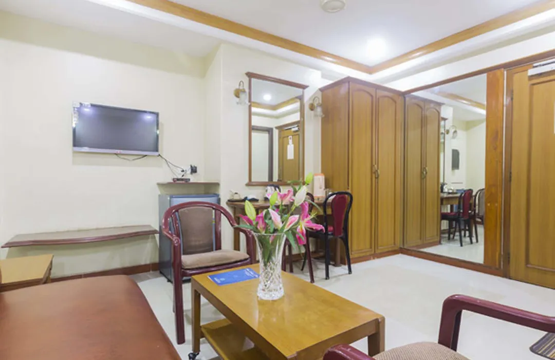 Hotel Parklane-1